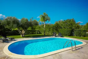 Villa Felenia - Luxury Escape - Image 3