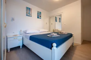 Villa Azzurro with Private Beach - Image 3