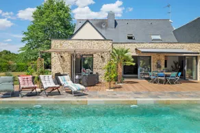 Voll ausgestattete Villa mit Pool, Whirlpool und Terrasse | Gartenblick | Perfekt für die Arbeit von Zuhause - Image 2