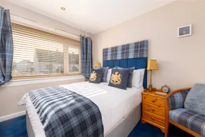Royal Apartment - Image 3