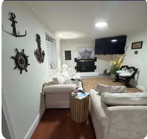 Lisa's Lakehouse - Image 4