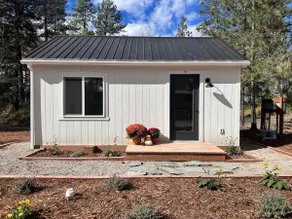 Sunset Cabin - Image 2