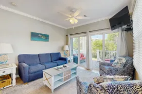 2BR Townhome with ocean views & open porch - Image 5