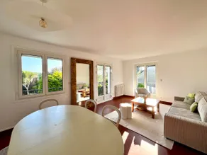 House with beach access - Image 2