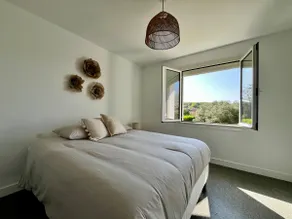 House with beach access - Image 5