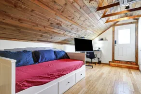 Delaware Treehouse - Image 3