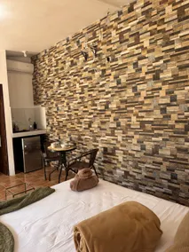 Comfortable and accessible studio with A/C and Wifi #6 - Image 3