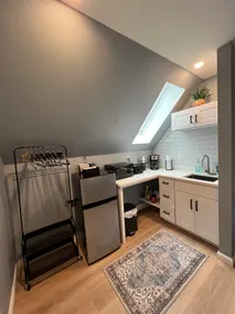 Luxury Micro Suite ~ Charming & Peaceful Getaway - Image 5