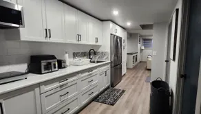 Cozy & Stylish 2BR Apartment -BW - Image 2