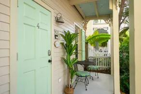 Tropical Heron Hideaway with Hot Tub, Pool - Image 3