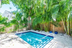 Tropical Heron Hideaway with Hot Tub, Pool - Image 2