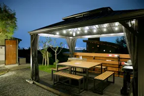 【Family Fun】Private log house with sauna and BBQ, ”Nijigen no Mori,” 5 minutes on foot, enjoy the night view and nature - Image 4