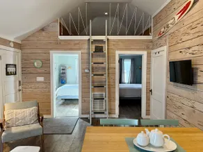 #4 Adorable Lake Cottage-Cypress Resort & Marine - Image 4
