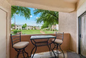 No Airbnb Fees! | Workspace | Near Stadium - Image 5