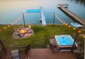 Lakefront Cottage-Kayaks, Hot Tub, Firepit & Dock - Image 2