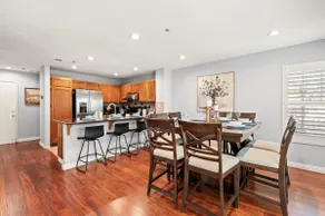 Spacious 6Beds House•Near Airport, Colleges&Expo - Image 2