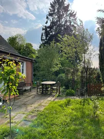 Idyllic and close to the center - Image 3