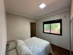 High-End Farmhouse with Heated Pool - Image 5
