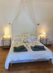 Charmerende 4 værelses gårdshus nr Brantome med opvarmet pool nedsatte priser - Image 4