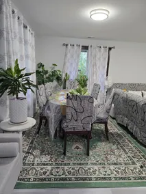 Cozy, Loving place by Everett - Image 2