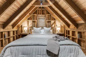 Peaceful Cabin Retreat on 7 acres. - Image 3