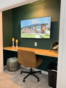 Fresh Remodel-Sleeps 4-Comfy Furniture-In Town - Image 5