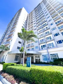 1BR unit in South Residence Las Pinas with Wifi & Netflix - Image 4