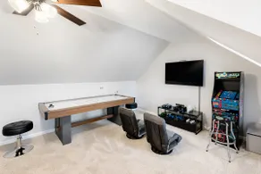 3BR getaway – 2 game rooms, fire pit, deck, & more - Image 3