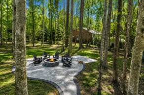 3BR getaway – 2 game rooms, fire pit, deck, & more - Image 5