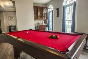 3BR getaway – 2 game rooms, fire pit, deck, & more - Image 2
