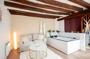 La Maison d’Arc Romantic Spa Escape - Image 5