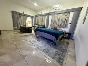 Comfortable Modern Apartment. - Image 3