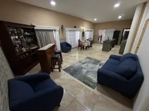 Comfortable Modern Apartment. - Image 2