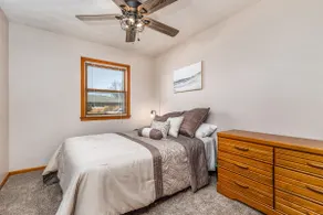 Central Rustic Hideaway - Image 2