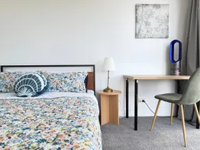 Bright Sunny 1BD Apt in Phillip Free Parking - Image 2