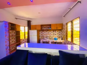 Quiet discreet luxurious apartment with wifi, VIP suite - Image 4