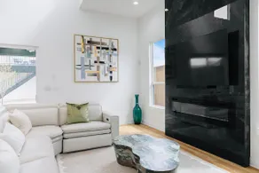 Modern 5BR New Home with Downtown and Sunset View - Image 2