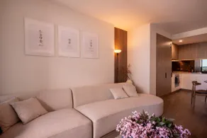 Japanese inspired apt near concerts & nightlife - Image 2