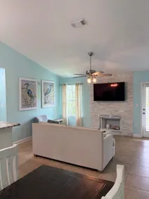 Cozy & Peaceful. 5 mi to Beach. Centrally located - Image 3