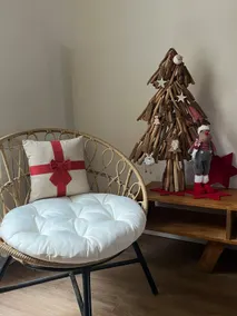 House sleeps 6-8, close to downtown - Image 5