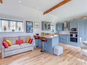 The Lodge at Edenbridge - Image 3