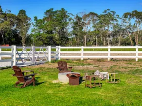 Willow & White Retreat - Image 5