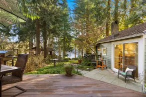 Lakefront Cottages /dock/kayaks/grill/firepit/view - Image 4
