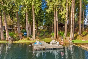 Lakefront Cottages /dock/kayaks/grill/firepit/view - Image 2