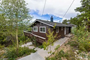 Wonder-View Lodge with Hot Tub and Panoramic Mount - Image 3