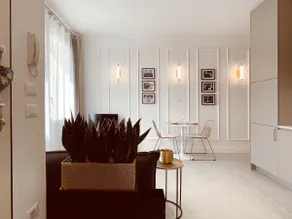 Elegant and refined suite with independent entrance - Image 3