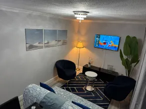 Enjoy Entire Cosy 2 bedroom flat - Image 2