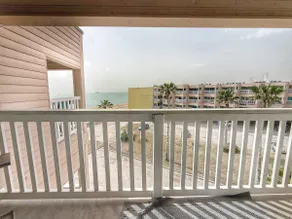 North Beach Sunny Days & Sandy Toes Beach Condo - Image 4