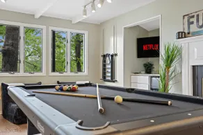 Waterfront - Hot Tub - Sauna - Game Room - Pets - Image 3