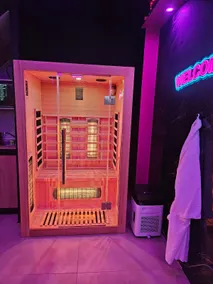 Intimate and romantic love nest - Image 3